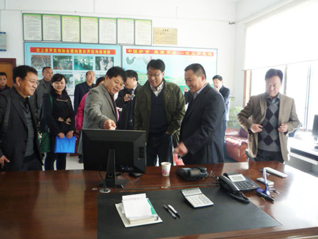 國(guó)家農(nóng)業(yè)部領(lǐng)導(dǎo)來(lái)公司參觀指導(dǎo)工作