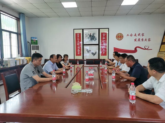 汶上縣人大常委會副主任、教育科學(xué)文化衛(wèi)生委員會主任委員劉愛華一行到金秋農(nóng)牧開展文旅融合工作專題調(diào)研活動